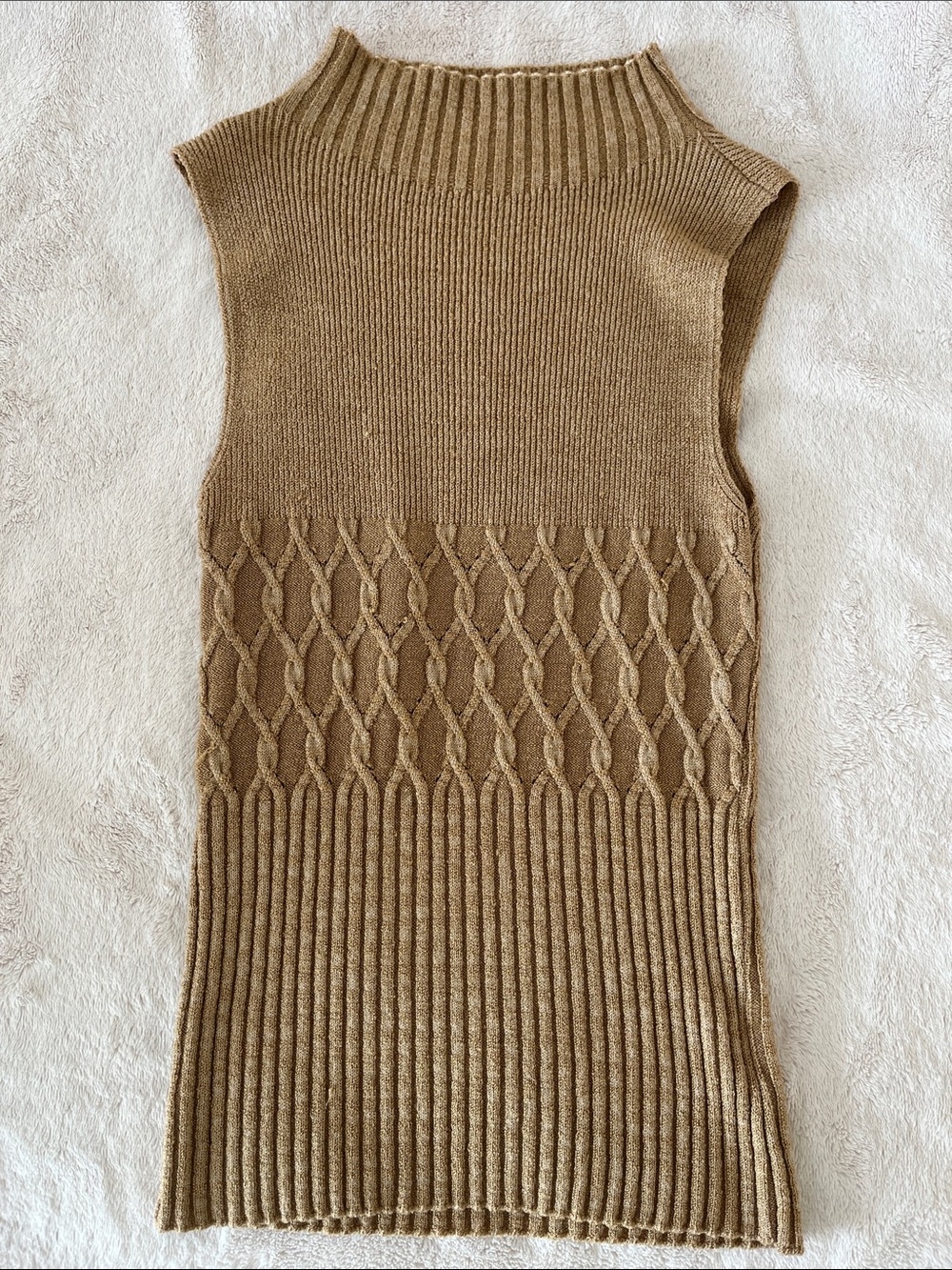 Women’s Knit Vest